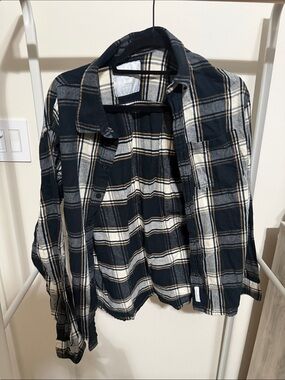Hollister Black and White Plaid Button-Down Shirt